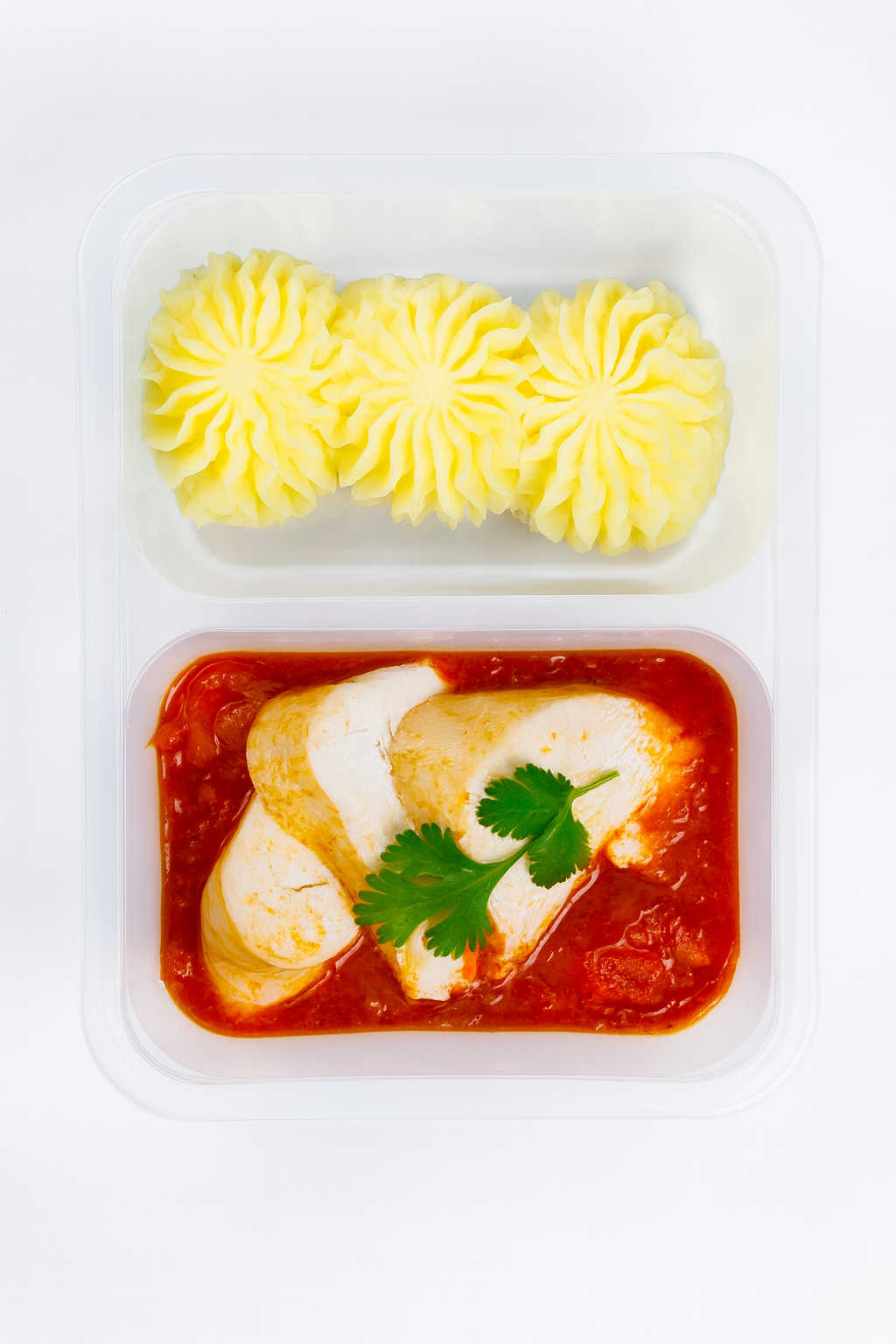 Упак Курица в грузинском соусе с картофельным пюре (1порц)